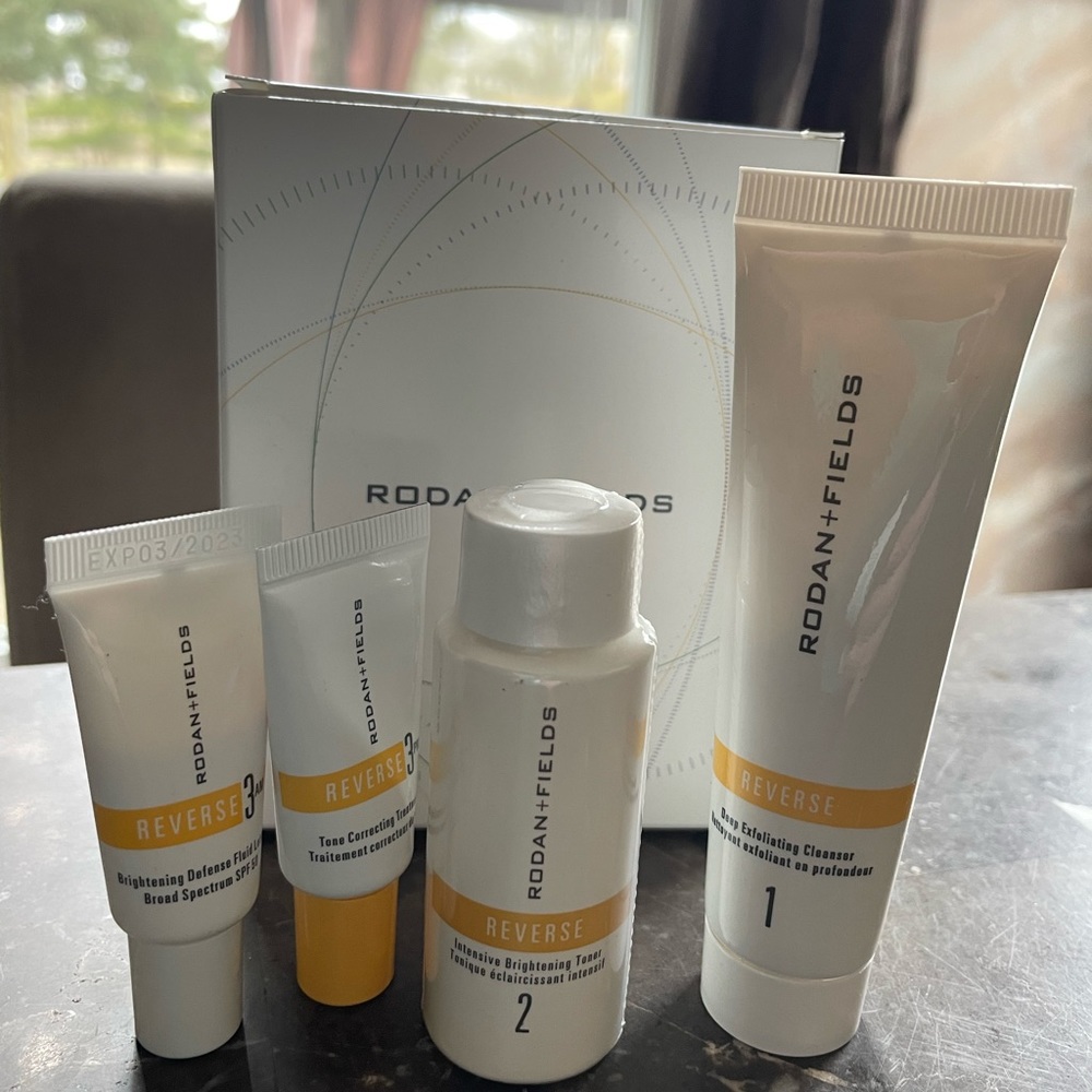 Rodan & Fields travel kit-Reverse (seller exclusive)